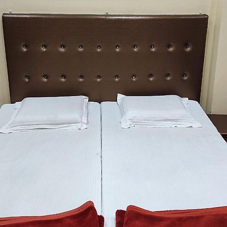 Hotel Avadh Balrāmpur Eksteriør billede