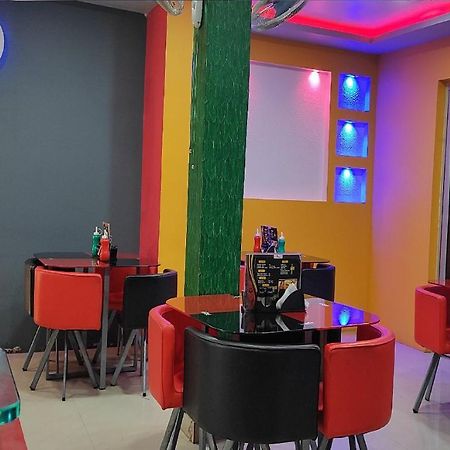 Hotel Avadh Balrāmpur Eksteriør billede